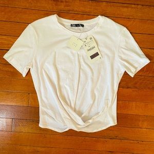 Zara NWT cropped t shirt size Small
